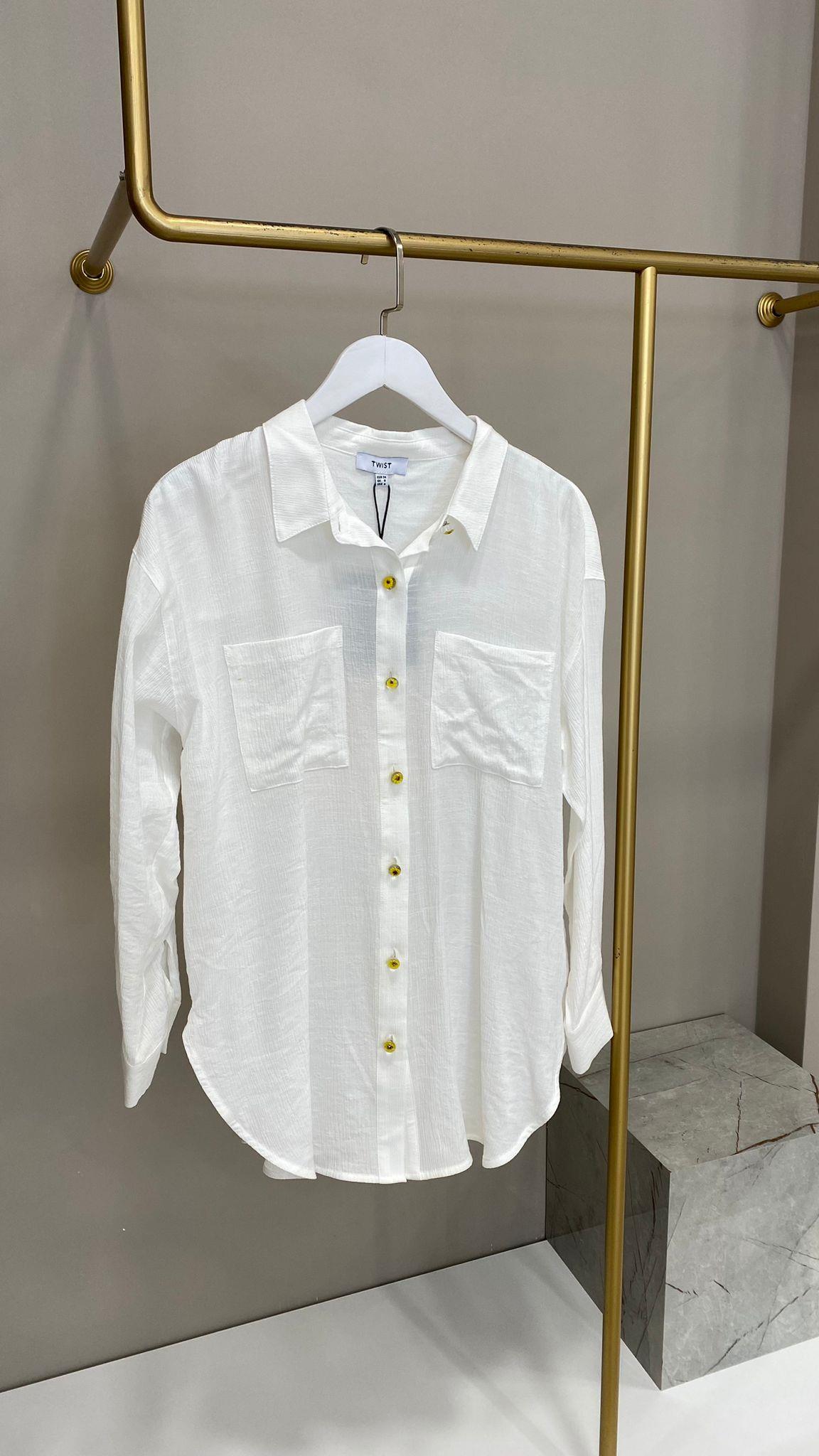 TWİST ARKA NAKIŞ DETAYLI BEYAZ GÖMLEK