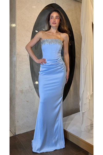 Mavi Yakası İşlemeli Üstü Krep Altı Saten Abiye