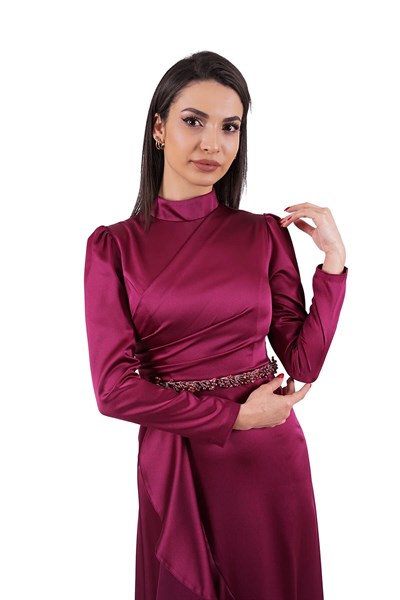 Mürdüm Beli Taş İşlemeli Saten Abiye Elbise