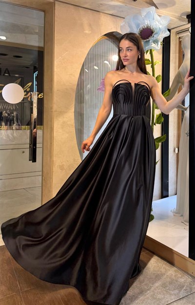 Siyah Balen Yaka Uzun Abiye