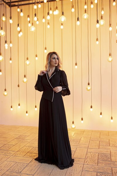 Siyah Eteğli Piliseli Şifon Uzun Abiye Elbise