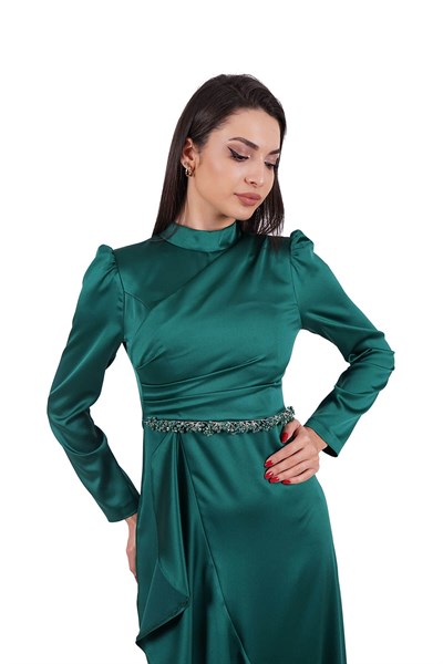 Yeşil Beli Taş İşlemeli Saten Abiye Elbise