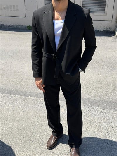 Oversize Kemer Detaylı Kruvaze Blazer Takım -Siyah