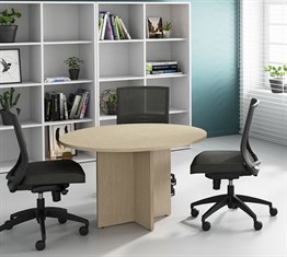 İzle Yuvarlak Toplantı Masası 