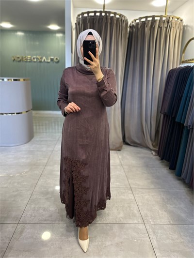 LissMore Eteği Dantelli İpek Qupra Elbise Kahverengi 6490