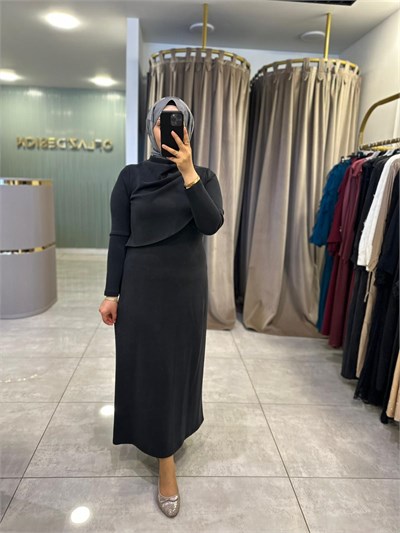 Nuss Drapeli Yaka Detaylı Uzun Elbise Siyah 27K 2044