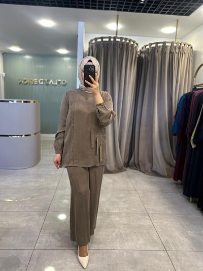 Nuss İpek Qupra Pantolonlu Takım Vizon 26Y 1039