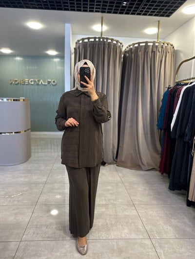 Nuss Önü Düğmeli Gömlek Pantolonlu Takım Kahverengi 26Y 1055 