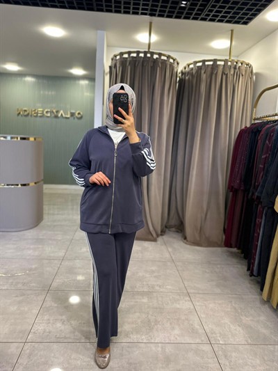 Nuss Şerit Detaylı Önden Full Fermuarlı Oysho Takım Lacivert 26Y 1092