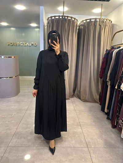 Redshow Kat Kat Şifon Detaylı Asimetrik Uzun Elbise Siyah 27635
