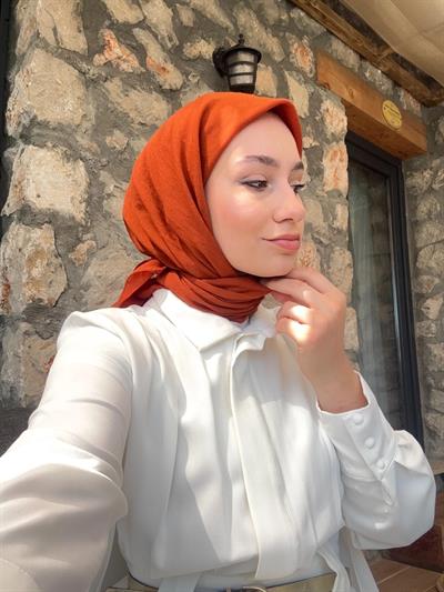 Lora Pamuk Eşarp