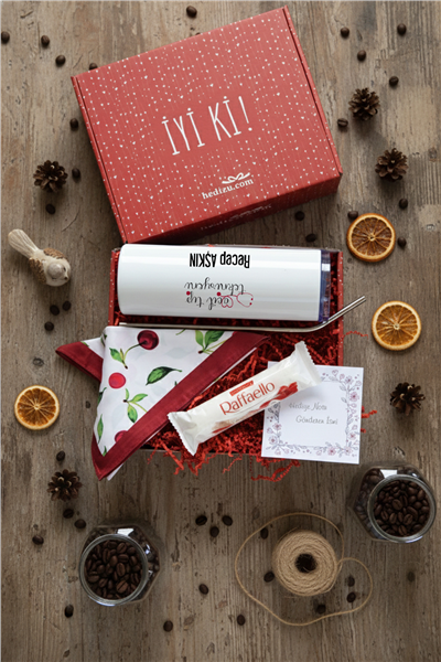 Acil Tıp Teknisyeni Hediye Kutusu - Kişiye Özel Pipetli Çelik Termos, Fular, Çikolata Ferrero Rocher Raffaello