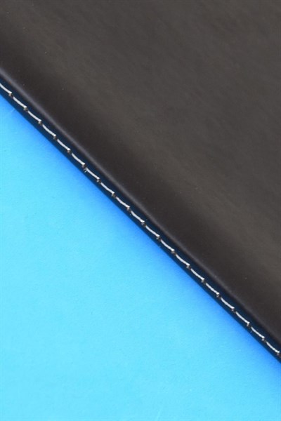 Almanca Öğretmeni Hediye Kutusu - Kişiye Özel Pro Kupa, Defter, Mum, Çikolata Ferrero Rocher 3lü, Kalem