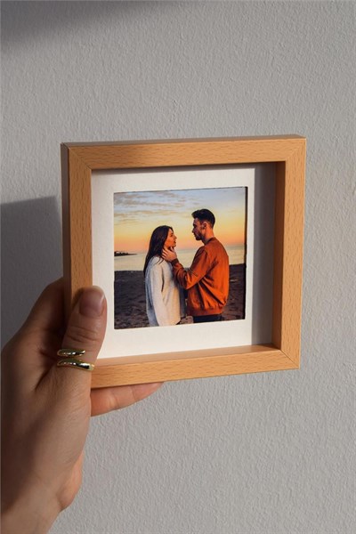Arapça Öğretmeni Hediye Kutusu - Kişiye Özel Lüks Pastel Fincan, El Kremi, Ahşap Fotoğraf Çerçevesi