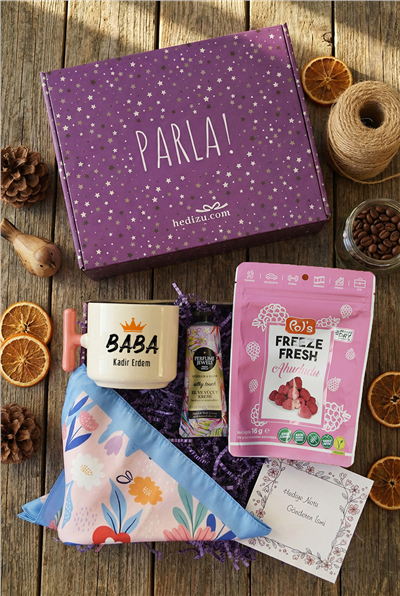 Baba Hediye Kutusu - Kişiye Özel T Kupa, Pols, Fular, El Kremi