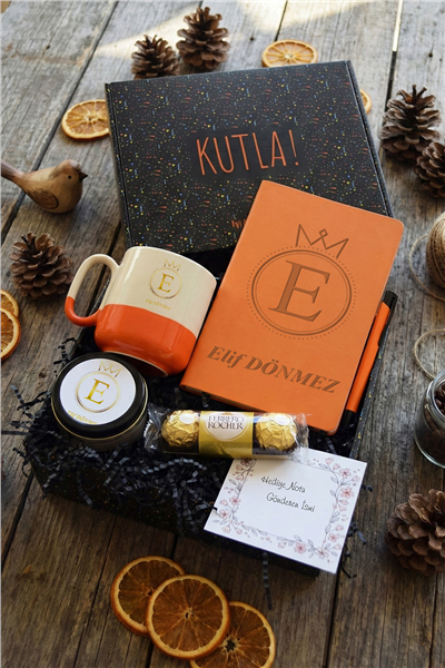 Baş Harf Hediye Kutusu - Kişiye Özel Pro Kupa, Defter, Mum, Çikolata Ferrero Rocher 3lü, Kalem