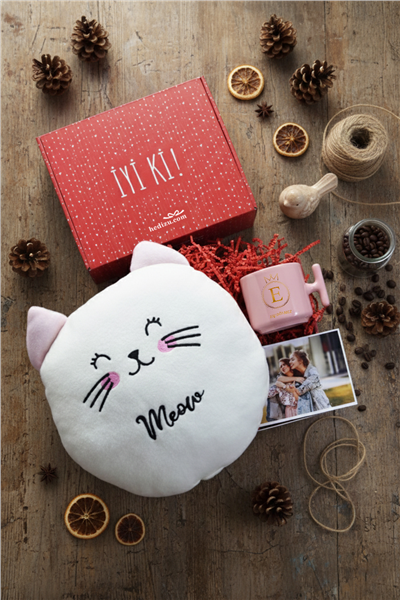 Baş Harf Hediye Kutusu - Kişiye Özel T Pastel Kupa, Peluş Avokado, Fotoğraf 1 Adet