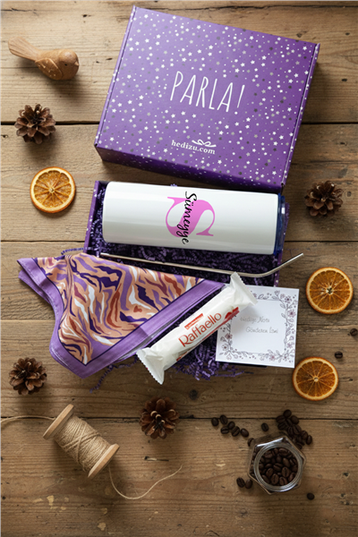 Baş Harf ve İsim Hediye Kutusu - Kişiye Özel Pipetli Çelik Termos, Fular, Çikolata Ferrero Rocher Raffaello