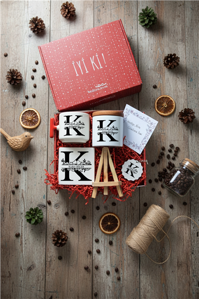 Baş Harf ve İsim Hediye Kutusu - Kişiye Özel T Kupa, Seramik Kalemlik, Dekoratif Taş İsimlik, Güneş Anahtarlık