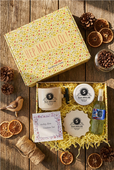 Baş Harf ve İsim Hediye Kutusu - Kişiye Özel T Kupa, Kolonya, Bardak Altlığı, Mum