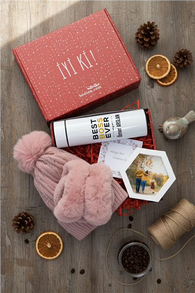 Best Boss Ever Hediye Kutusu - Kişiye Özel Dijital Göstergeli Termos, Kulaklık, Bere, Altıgen Fotoğraf Çerçevesi