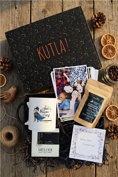 Best Teacher Ever Hediye Kutusu - Kişiye Özel Kupa Standart, Filtre Kahve, Melodi Çikolata, Fotoğraf 12 Adet