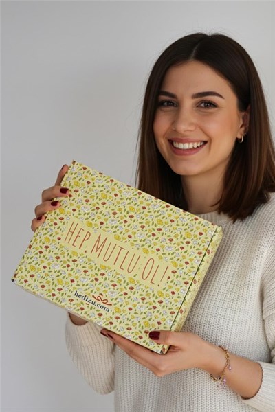 Bilgisayar Öğretmeni Hediye Kutusu - Kişiye Özel T Kupa, Seramik Kalemlik, Dekoratif Taş İsimlik, Güneş Anahtarlık