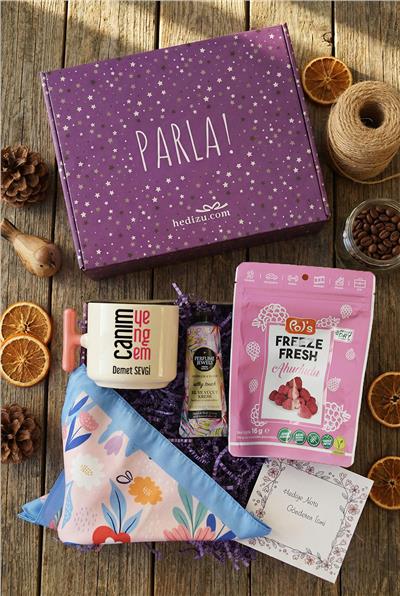 Canım Yengem Hediye Kutusu - Kişiye Özel T Kupa, Pols, Fular, El Kremi