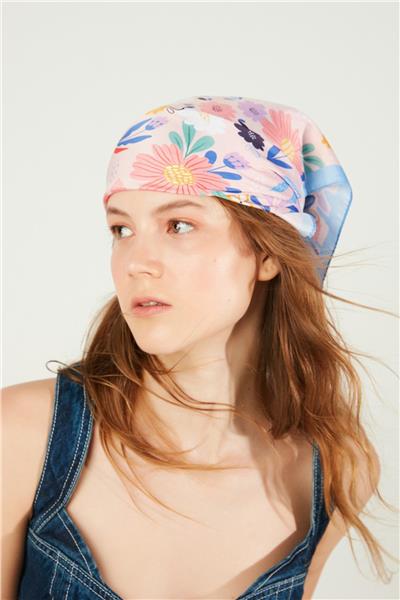 Çiçek Desenli Bebe Mavi Saten Bandana Fular