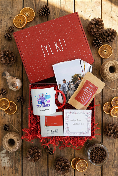 Developer Hediye Kutusu - Kişiye Özel Kupa Standart, Filtre Kahve, Melodi Çikolata, Fotoğraf 12 Adet