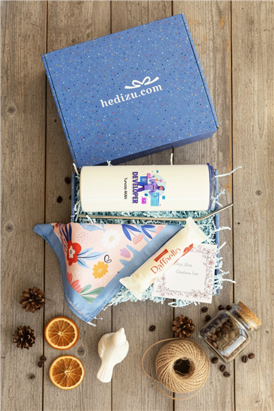 Developer Hediye Kutusu - Kişiye Özel Pipetli Çelik Termos, Fular, Çikolata Ferrero Rocher Raffaello