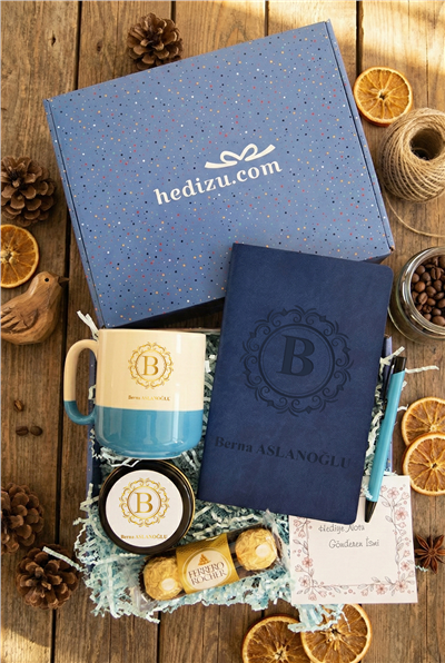 Gold Baş Harf Hediye Kutusu - Kişiye Özel Pro Kupa, Defter, Mum, Çikolata Ferrero Rocher 3lü, Kalem