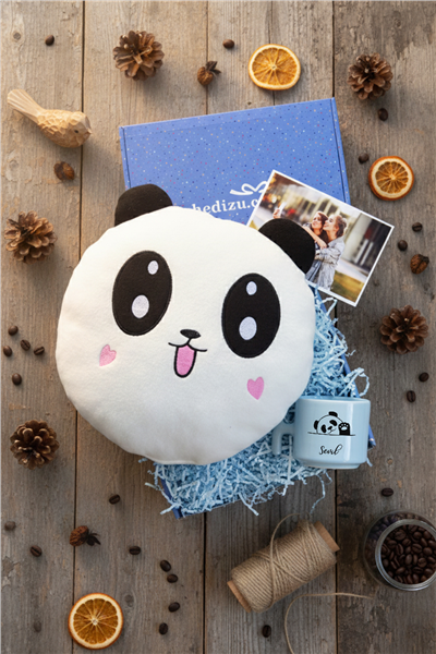 Hello Panda Hediye Kutusu - Kişiye Özel T Pastel Kupa, Peluş Avokado, Fotoğraf 1 Adet