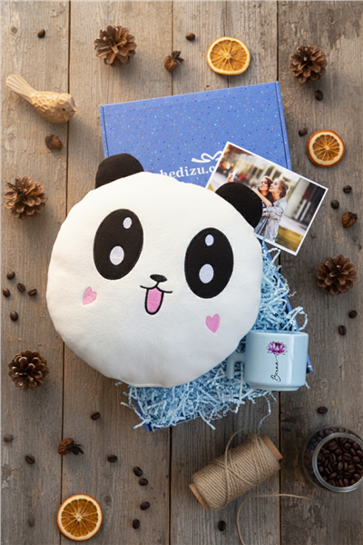 İsimli Nilüfer Hediye Kutusu - Kişiye Özel T Pastel Kupa, Peluş Avokado, Fotoğraf 1 Adet