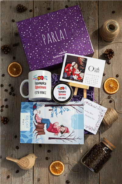 İspanyolca Öğretmeni Hediye Kutusu - Kişiye Özel Kupa Standart, Bitki Çayı, Takvim, Mum