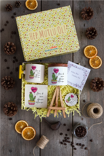 Kaktüs Hediye Kutusu - Kişiye Özel T Kupa, Seramik Kalemlik, Dekoratif Taş İsimlik, Güneş Anahtarlık