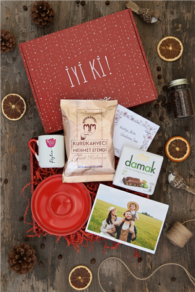 Kişiye Özel İsim Lale Hediye Kutusu - Kişiye Özel Türk Kahvesi Fincanı, Türk Kahvesi, Damak Çikolata, Fotoğraf 12 Adet