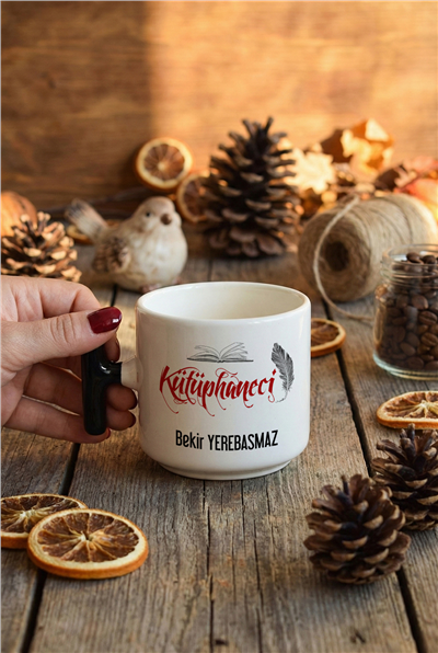 Kütüphaneci Kişiye Özel T Kupa