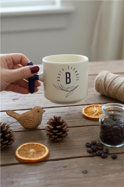 Minimal Baş Harf ve İsim Kişiye Özel T Kupa