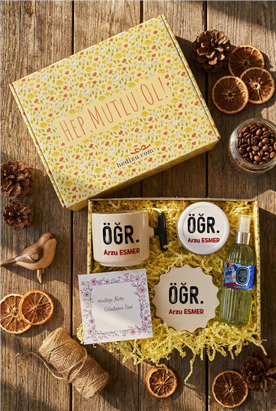 Minimal Öğretmen Hediye Kutusu - Kişiye Özel T Kupa, Kolonya, Bardak Altlığı, Mum