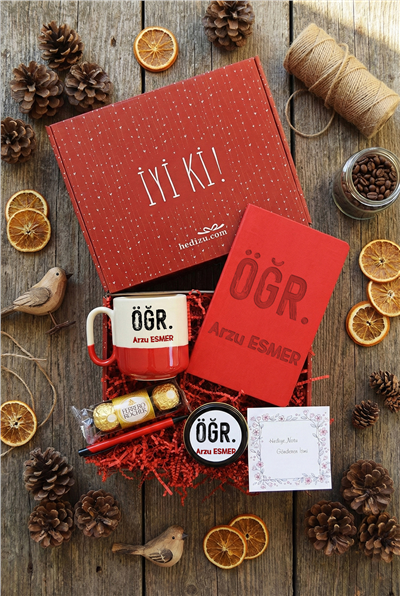 Minimal Öğretmen Hediye Kutusu - Kişiye Özel Pro Kupa, Defter, Mum, Çikolata Ferrero Rocher 3lü, Kalem