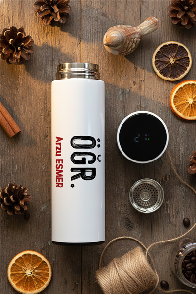 Minimal Öğretmen Hediye Kutusu - Kişiye Özel Dijital Göstergeli Termos, Kulaklık, Bere, Altıgen Fotoğraf Çerçevesi