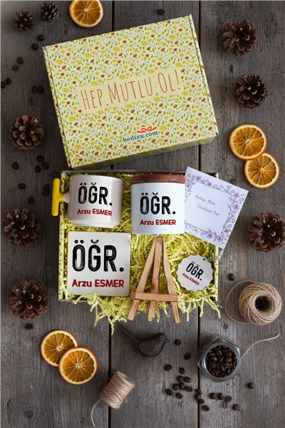 Minimal Öğretmen Hediye Kutusu - Kişiye Özel T Kupa, Seramik Kalemlik, Dekoratif Taş İsimlik, Güneş Anahtarlık