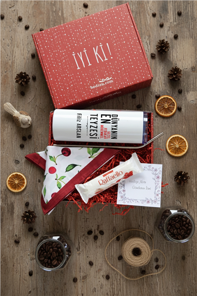 Mükemmel Teyze Hediye Kutusu - Kişiye Özel Pipetli Çelik Termos, Fular, Çikolata Ferrero Rocher Raffaello