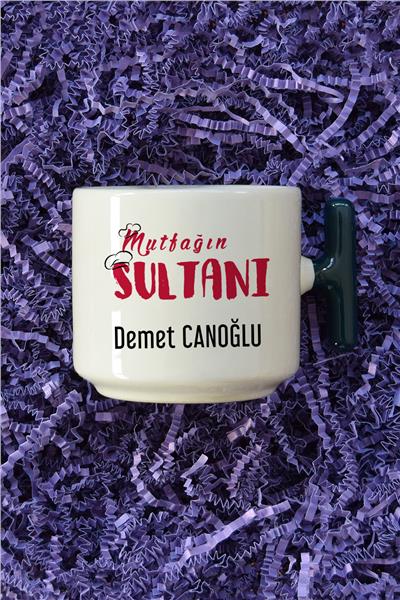 Mutfağın Sultanı Hediye Kutusu - Kişiye Özel T Kupa, Kolonya, Bardak Altlığı, Mum