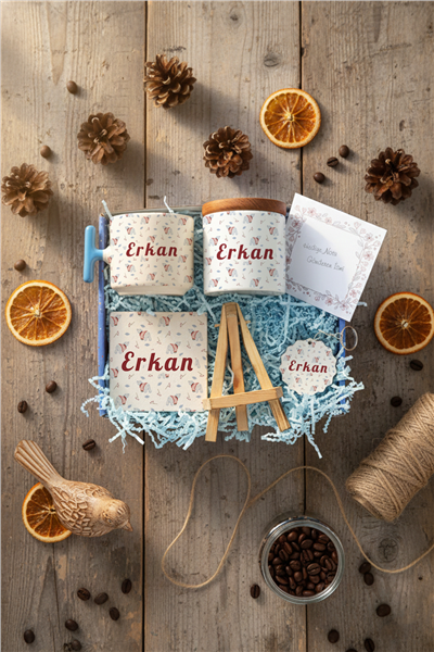 Tatlı Ayıcık Desenli Hediye Kutusu - Kişiye Özel T Kupa, Seramik Kalemlik, Dekoratif Taş İsimlik, Güneş Anahtarlık