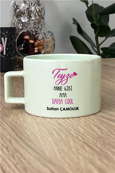 Teyze Daha Cool Kişiye Özel Lüks Pastel Fincan