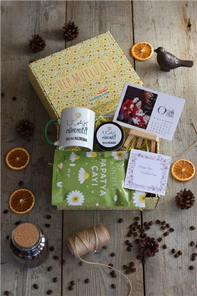 Uçak Mühendisi Hediye Kutusu - Kişiye Özel Kupa Standart, Bitki Çayı, Takvim, Mum