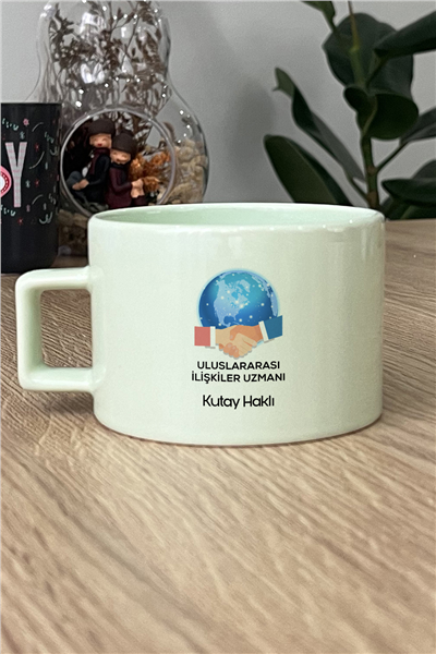 Uluslararası İlişkiler Uzmanı Kişiye Özel Lüks Pastel Fincan
