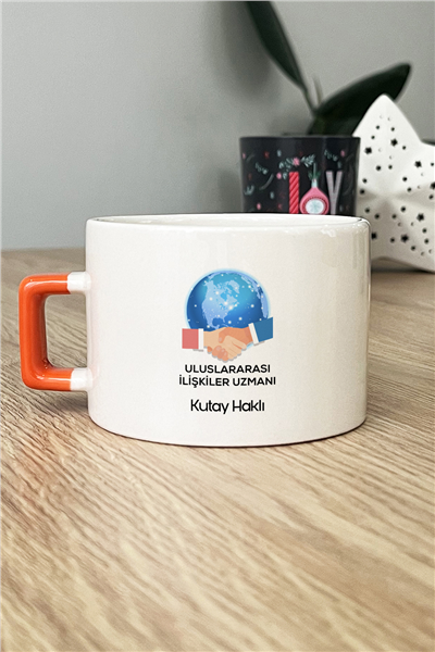 Uluslararası İlişkiler Uzmanı Kişiye Özel Lüks Fincan